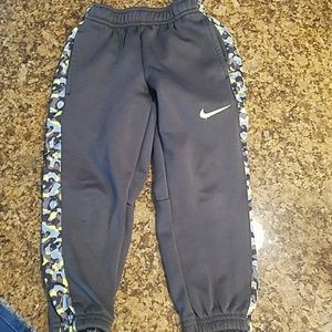 Nike 4T pants